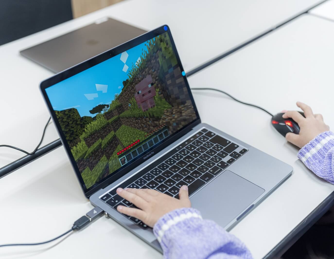 SUPPORT 専⾨スタッフが⼀⼈ひとりの個性に合わせてサポートします